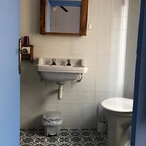 Habitación Estándar con 2 Camas Individuales